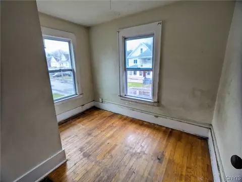 209 Kenmore Ave, Syracuse, NY 13205 photo 11