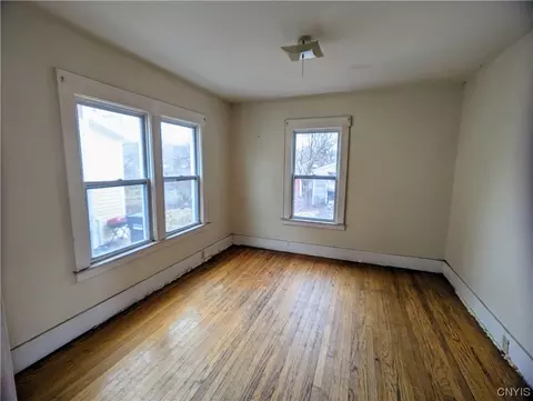 209 Kenmore Ave, Syracuse, NY 13205 photo 9