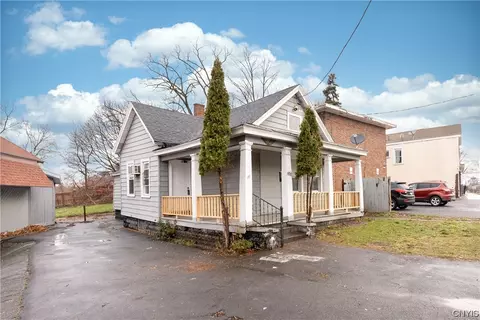 1011 Butternut St, Syracuse, NY 13208