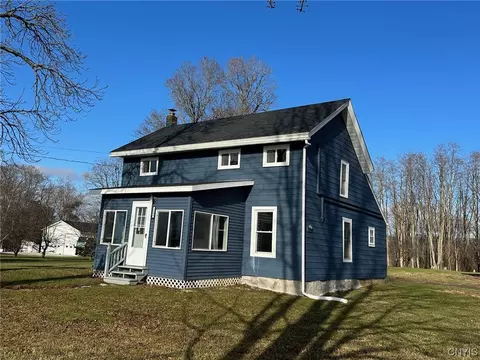 1295 Powers Rd, Springport, NY 13034