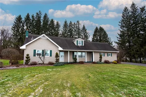 8550 Westmoreland Rd, Whitestown, NY 13492