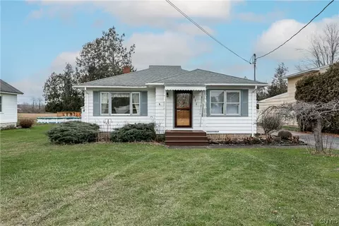 211 N Court St, Lenox, NY 13032