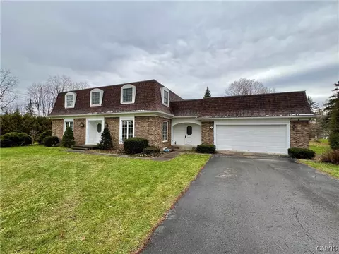 1216 Hillside Dr, Cortlandville, NY 13045