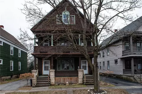 11 Fairfax Pl #15, Utica, NY 13502