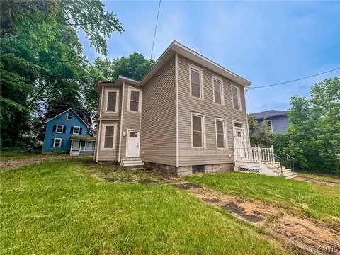 166 Van Anden St, Auburn, NY 13021