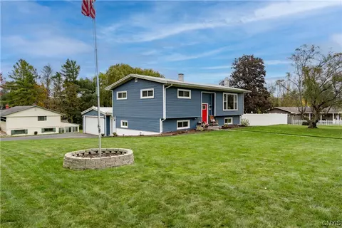 22066 Sunset Rdg, Watertown, NY 13601
