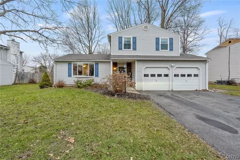 4155 Rancho Park Dr, Clay, NY 13090