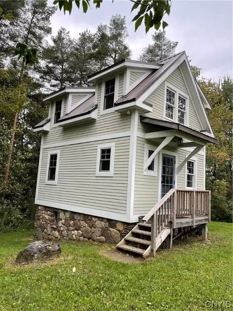 3315 Wyss Rd, Fenner, NY 13035