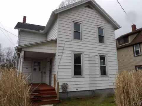 23 Burton St, Walton, NY 13856