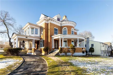 112 Summit Avenue Ruskin Ave, Syracuse, NY 13207