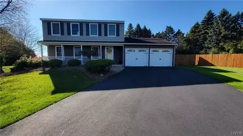 5771 Mountain Laurel Dr, East Syracuse, NY 13057