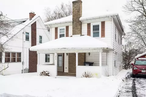 276 Briggs St, Syracuse, NY 13208