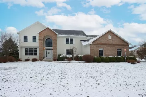515 Briar Brook Run, Fayetteville, NY 13066