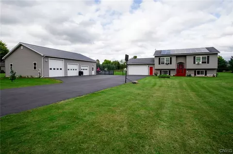 23564 Woodland Dr, Le Ray, NY 13601