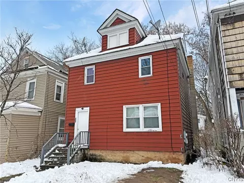 522 W Ostrander Ave, Syracuse, NY 13205
