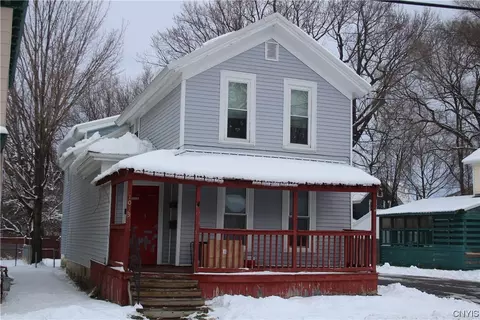 1013 Bronson St, Watertown, NY 13601