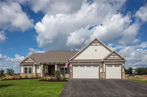221 Lexi Ln, Van Buren, NY 13027