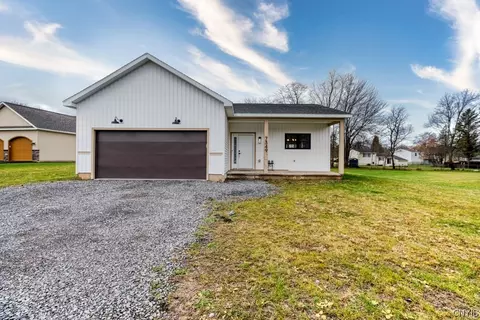 7349 Buckley Rd, North Syracuse, NY 13212
