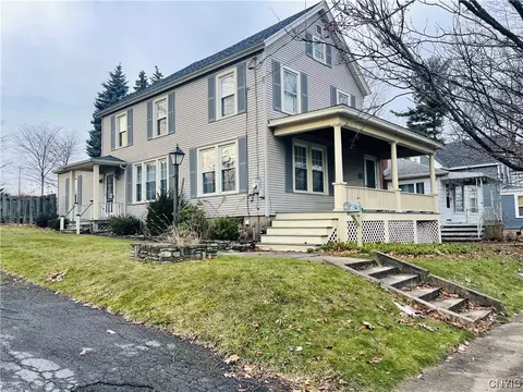 114 5th Ave, Oswego, NY 13126