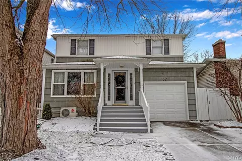 32 Maplegrove Ave, Tonawanda, NY 14150