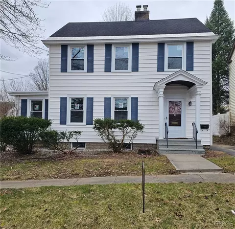 3 Tisdale Ave, New Hartford, NY 13413