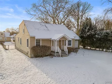 235 Fairmount Ave, Salina, NY 13088