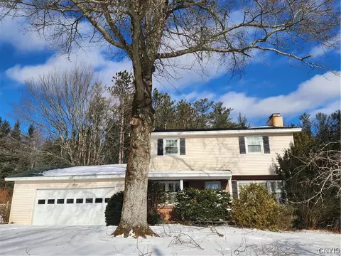 10327 Adirondack Vw, Utica, NY 13502