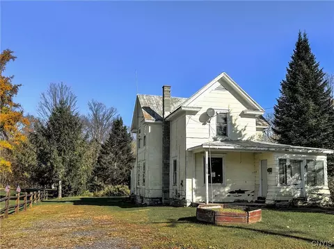 4076 Cherry St, Lyons Falls, NY 13368