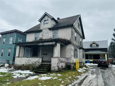 37 E Court St, Cortland, NY 13045