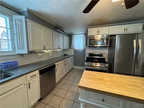 138 E 8th St, Oswego, NY 13126 photo 23