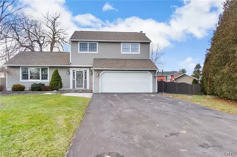 6133 Heritage Ct, Brewerton, NY 13029