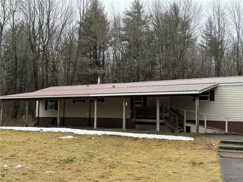 1775 Hillsboro Rd, Camden, NY 13316