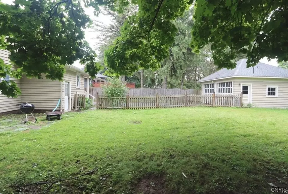 116 Thompson Blvd, Watertown, NY 13601 26 Photos Movoto