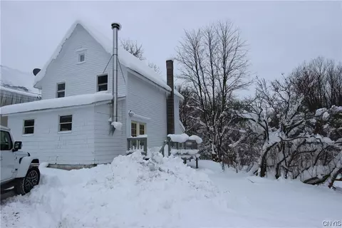 659 Flower St, Watertown, NY 13601