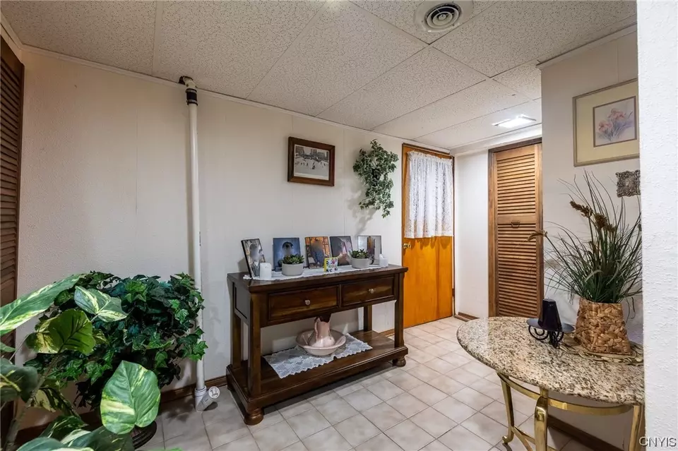 341 N Collingwood Ave, Syracuse, NY 13206 27 Photos Movoto