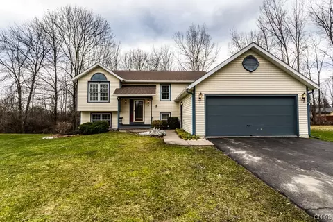36 Talisman, Oswego, NY 13126