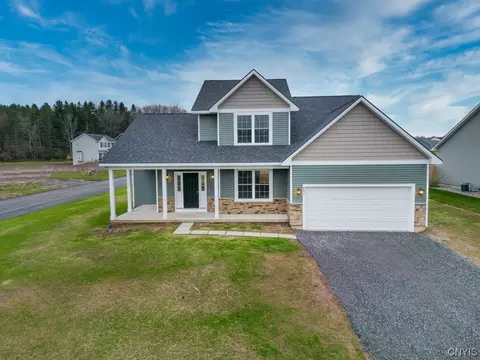 8051 Forest Ridge Lane Ln, Lysander, NY 13027