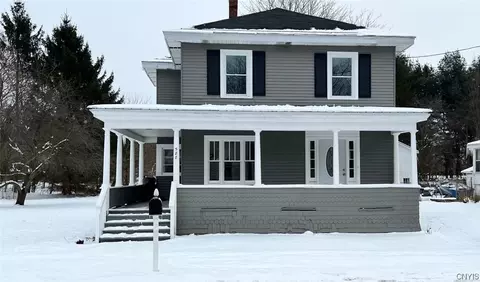 588 Lamson Rd, Lysander, NY 13027