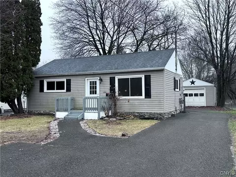 104 Kennedy St, Fayetteville, NY 13066