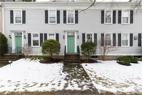 44 Jordan St Rd, Skaneateles, NY 13152