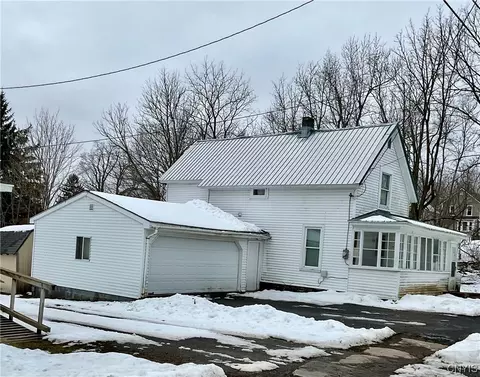 319 W Bradley St, Dexter, NY 13634