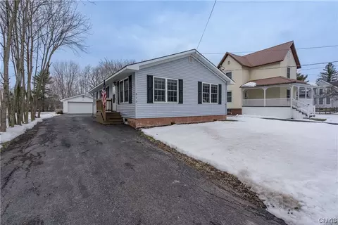 313 Franklin St, Watertown, NY 13601