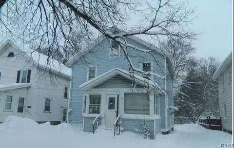 72 Oak St, Batavia, NY 14020