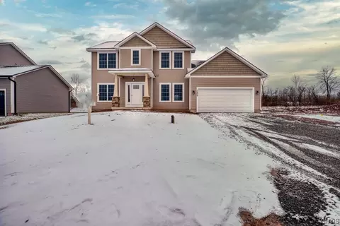 3406 Tall Tree Ln, Lysander, NY 13027