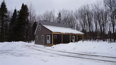 7077 Co Rt 17, Boylston, NY 13083