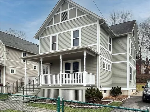 18 Westlake Ave, Auburn, NY 13021