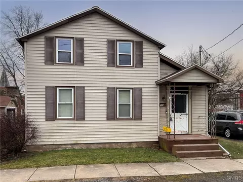 30 E Williams St, Waterloo, NY 13165