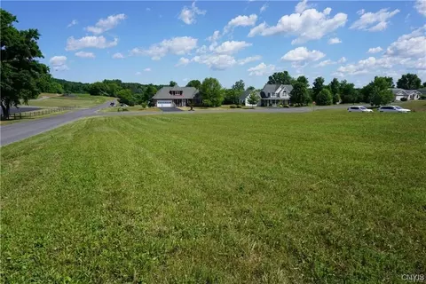 5636 River Rock Dr, Elbridge, NY 13060