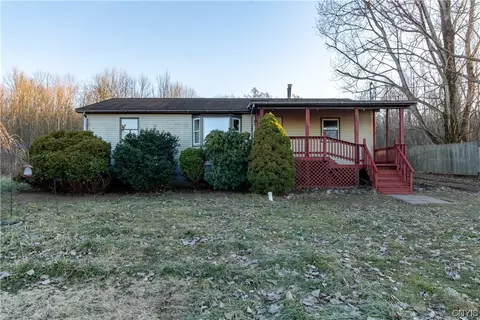 327 Upton Rd, Pulaski, NY 13142