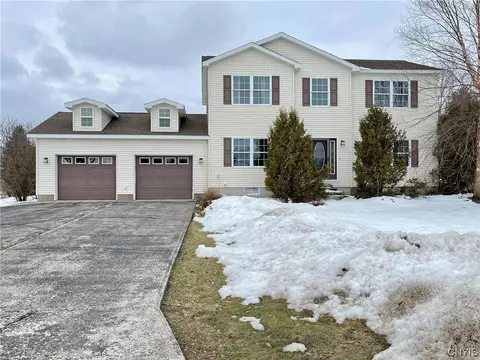 22512 Riverglade Dr, Le Ray, NY 13601